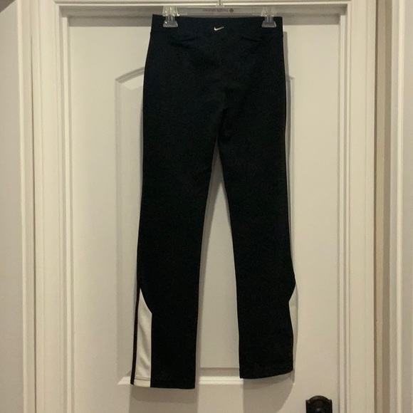 Nike Lounge Pants - Picture 6 of 7